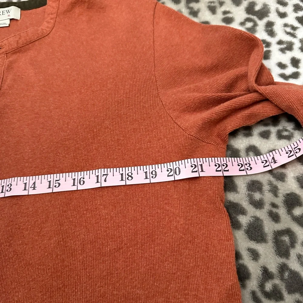 Y2K J. Crew Thermal Henley in Dark Cinnamon Size XL Men’s